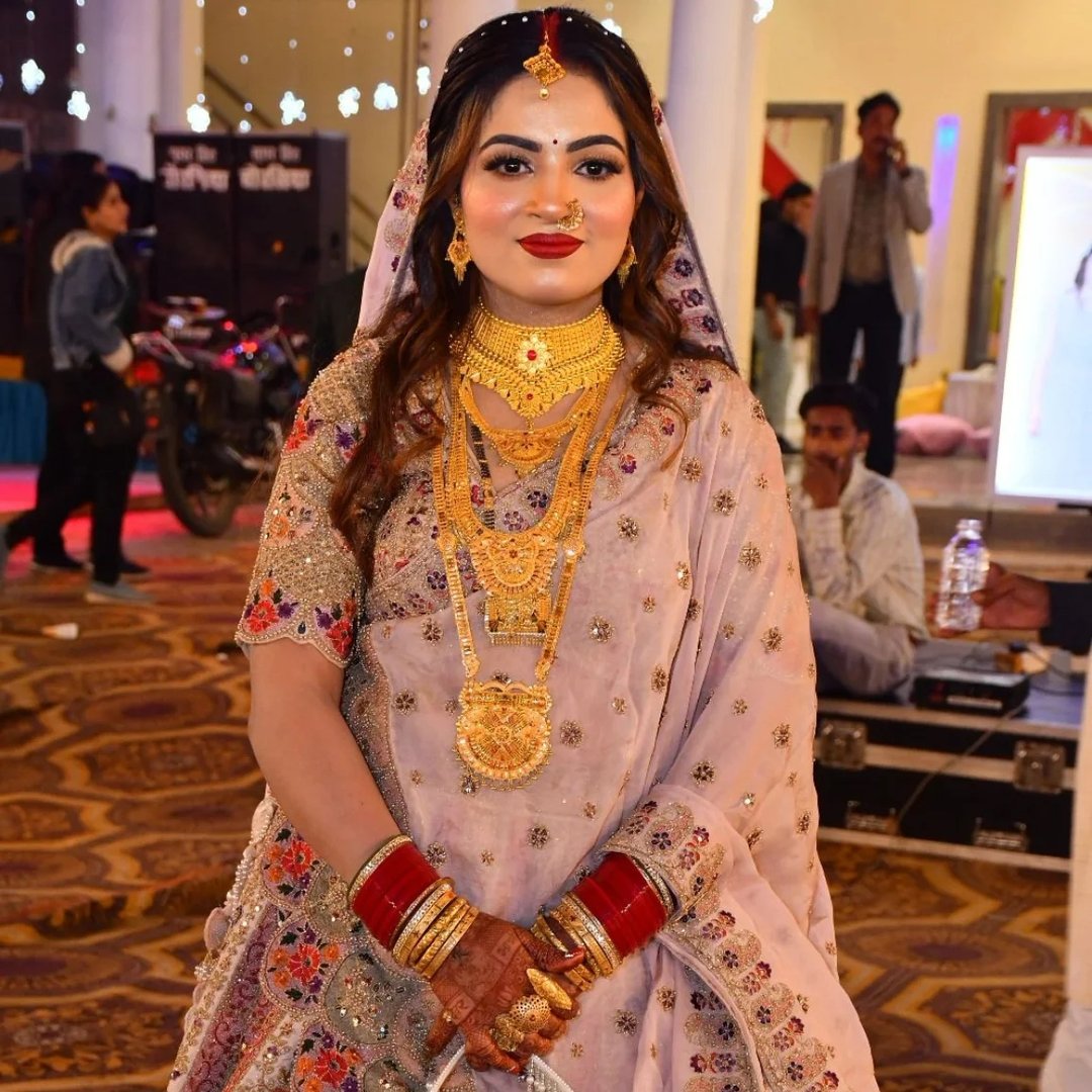 4B2F6DC6-02B1-4D32-A7C9-A662D2B93373 (1)